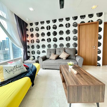 Cozy Apt 5 Mins Walk To Klcc Free Wifi Tvbox Куала-Лумпур Экстерьер фото